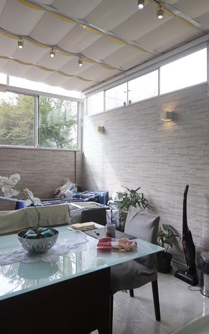 Casa de condomínio à venda com 160m², 3 quartos e 2 vagasÁrea gourmet