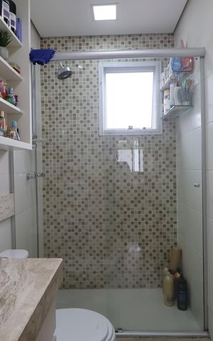 Casa de condomínio à venda com 160m², 3 quartos e 2 vagasBanheiro suíte 