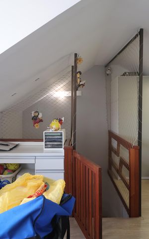 Casa de condomínio à venda com 160m², 3 quartos e 2 vagasSótão