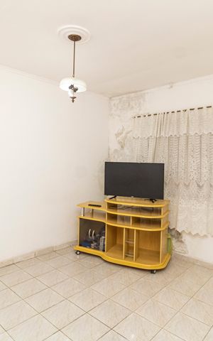 Casa à venda com 300m², 2 quartos e 2 vagasQuarto 2