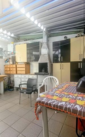 Casa à venda com 150m², 3 quartos e 2 vagas