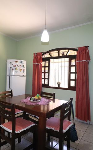Casa à venda com 116m², 3 quartos e 2 vagasCopa