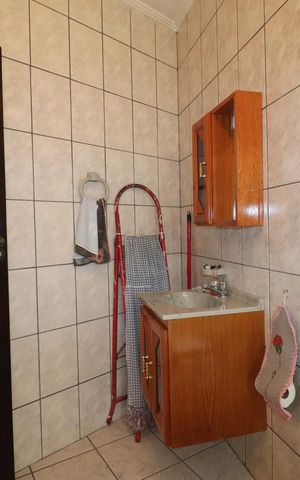 Casa à venda com 116m², 3 quartos e 2 vagasBanheiro Quarto 1 suíte