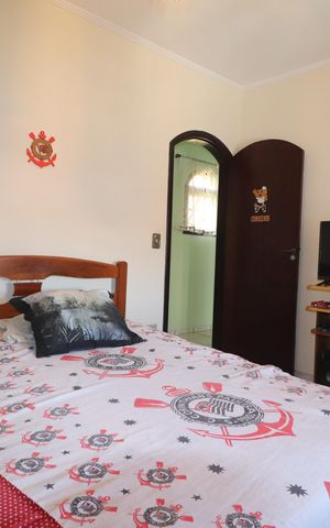Casa à venda com 116m², 3 quartos e 2 vagasQuarto 2