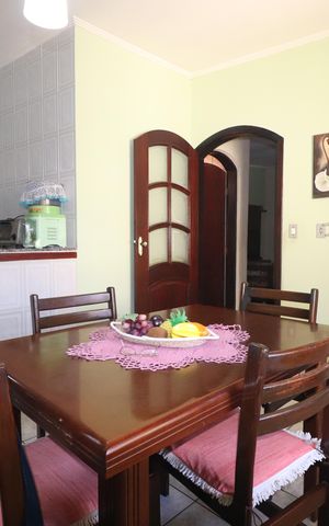 Casa à venda com 116m², 3 quartos e 2 vagasCopa
