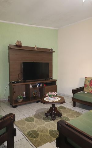 Casa à venda com 116m², 3 quartos e 2 vagasSala