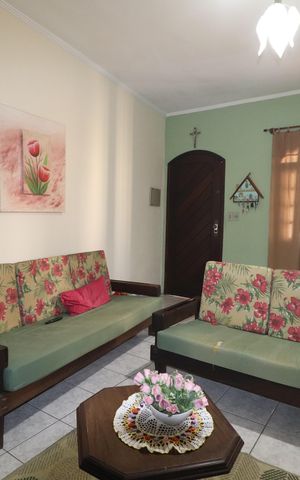 Casa à venda com 116m², 3 quartos e 2 vagasSala