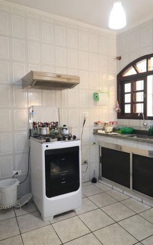 Casa à venda com 116m², 3 quartos e 2 vagasCozinha