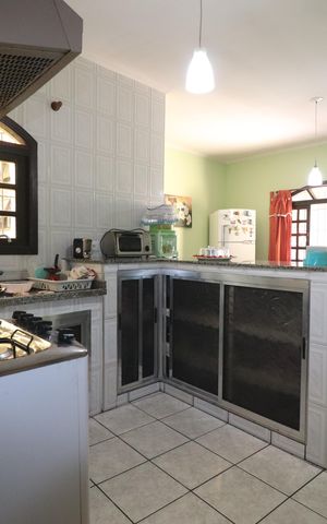 Casa à venda com 116m², 3 quartos e 2 vagasCozinha
