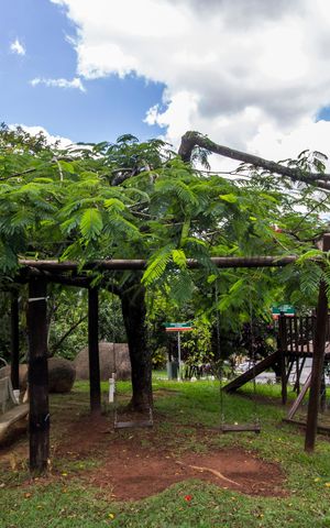 Casa de condomínio para alugar com 490m², 4 quartos e 4 vagas Casa de condomínio para alugar com 490m², 4 quartos e 4 vagasÁrea comum - Playground
