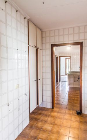Casa de condomínio para alugar com 490m², 4 quartos e 4 vagas Casa de condomínio para alugar com 490m², 4 quartos e 4 vagasÁrea de Serviço