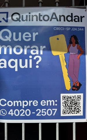 Casa à venda com 150m², 3 quartos e 1 vaga Casa à venda com 150m², 3 quartos e 1 vagaPlaca