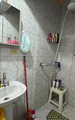 Casa à venda com 150m², 3 quartos e 1 vaga Casa à venda com 150m², 3 quartos e 1 vagaBanheiro da Suíte