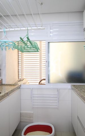 Apartamento à venda com 112m², 3 quartos e 1 vagaÁrea de Serviço