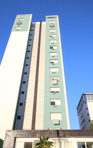 Apartamento à venda com 112m², 3 quartos e 1 vagaFachada