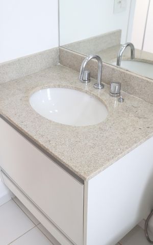 Apartamento para alugar com 90m², 2 quartos e 2 vagas Apartamento para alugar com 90m², 2 quartos e 2 vagasBanheiro