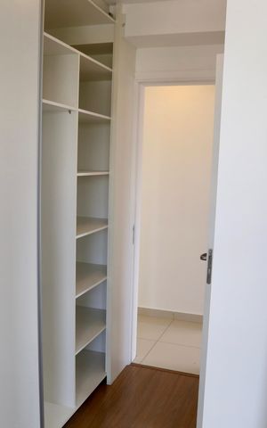 Apartamento para alugar com 90m², 2 quartos e 2 vagas Apartamento para alugar com 90m², 2 quartos e 2 vagasQuartos