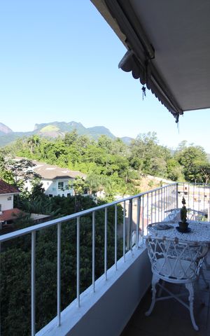 Apartamento à venda com 147m², 4 quartos e 1 vagaVaranda
