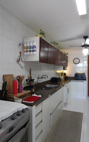Apartamento à venda com 147m², 4 quartos e 1 vagaCozinha
