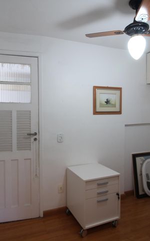 Apartamento à venda com 147m², 4 quartos e 1 vagaQuarto 2