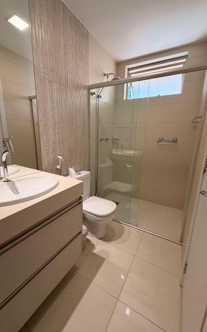Apartamento à venda com 320m², 4 quartos e 4 vagas Apartamento à venda com 320m², 4 quartos e 4 vagasBanheiro