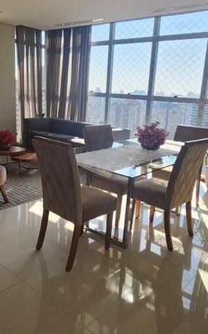 Apartamento à venda com 320m², 4 quartos e 4 vagas Apartamento à venda com 320m², 4 quartos e 4 vagasSala
