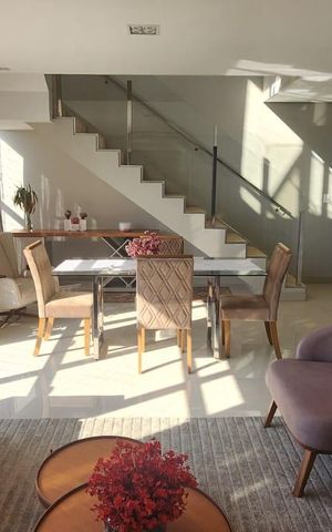 Apartamento à venda com 320m², 4 quartos e 4 vagas Apartamento à venda com 320m², 4 quartos e 4 vagasSala