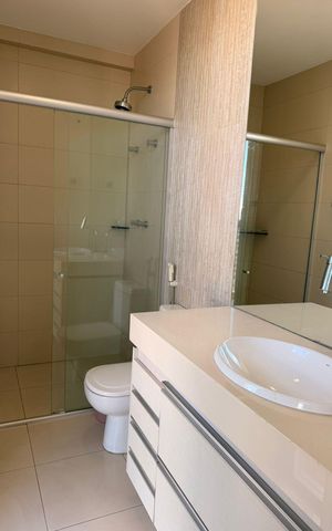 Apartamento à venda com 320m², 4 quartos e 4 vagas Apartamento à venda com 320m², 4 quartos e 4 vagasBanheiro