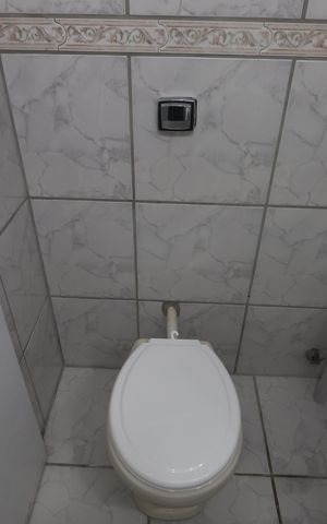Apartamento à venda com 93m², 2 quartos e sem vagaBanheiro 