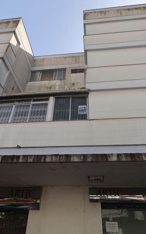 Apartamento à venda com 93m², 2 quartos e sem vagaPlaca e Fachada