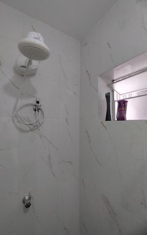 Casa para alugar com 18m², 1 quarto e 1 vaga Casa para alugar com 18m², 1 quarto e 1 vagaBanheiro - torneira