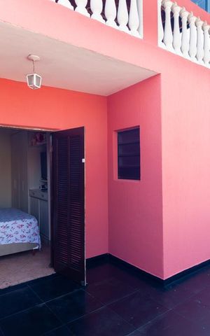 Casa à venda com 250m², 3 quartos e 3 vagas Casa à venda com 250m², 3 quartos e 3 vagasVaranda da Suíte 2