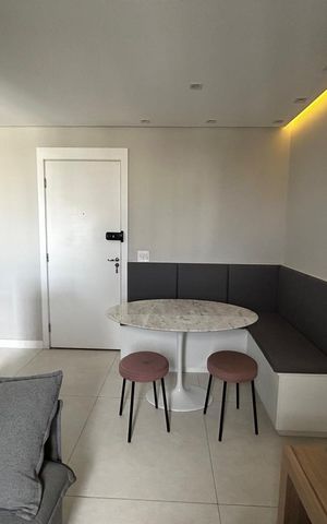 Apartamento à venda com 39m², 2 quartos e 1 vaga Apartamento à venda com 39m², 2 quartos e 1 vagaSala