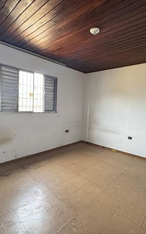 Casa à venda com 80m², 4 quartos e 2 vagas Casa à venda com 80m², 4 quartos e 2 vagasQuarto 3