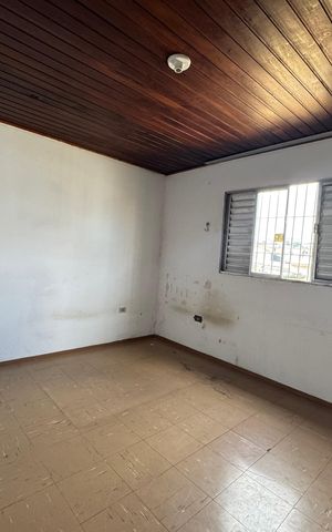 Casa à venda com 80m², 4 quartos e 2 vagas Casa à venda com 80m², 4 quartos e 2 vagasQuarto 3