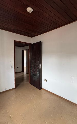 Casa à venda com 80m², 4 quartos e 2 vagas Casa à venda com 80m², 4 quartos e 2 vagasQuarto 2