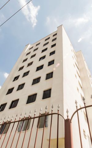 Apartamento à venda com 64m², 2 quartos e 1 vaga Apartamento à venda com 64m², 2 quartos e 1 vagaFachada