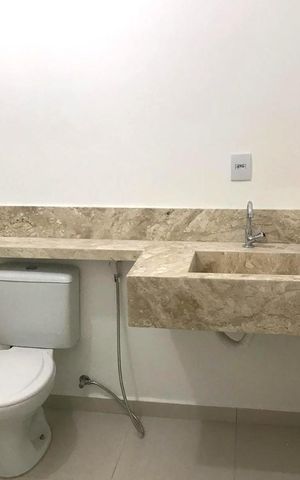 Apartamento à venda com 130m², 4 quartos e sem vaga Apartamento à venda com 130m², 4 quartos e sem vagaBanheiro