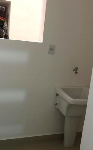 Apartamento à venda com 130m², 4 quartos e sem vaga Apartamento à venda com 130m², 4 quartos e sem vagaÁrea de serviço