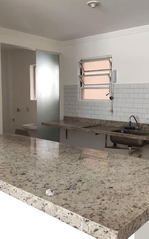 Apartamento à venda com 130m², 4 quartos e sem vaga Apartamento à venda com 130m², 4 quartos e sem vagaCozinha