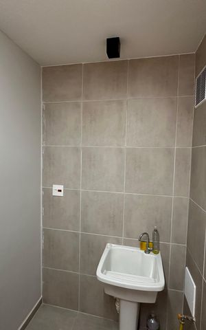 Apartamento à venda com 52m², 2 quartos e sem vaga Apartamento à venda com 52m², 2 quartos e sem vagaLavanderia