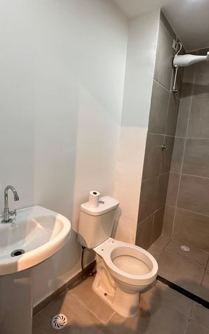 Apartamento à venda com 52m², 2 quartos e sem vaga Apartamento à venda com 52m², 2 quartos e sem vagaBanheiro social