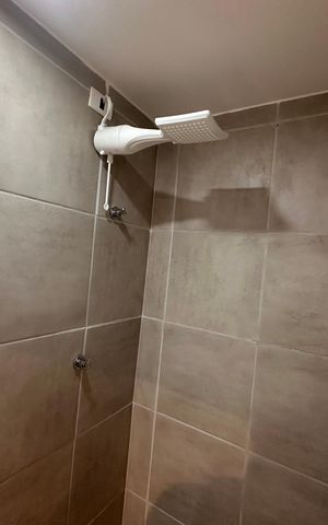 Apartamento à venda com 52m², 2 quartos e sem vaga Apartamento à venda com 52m², 2 quartos e sem vagaBanheiro social