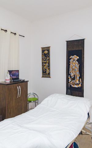 Casa à venda com 270m², 4 quartos e 2 vagas Casa à venda com 270m², 4 quartos e 2 vagasQuarto 1