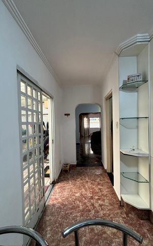 Casa à venda com 220m², 3 quartos e 2 vagas Casa à venda com 220m², 3 quartos e 2 vagasCozinha