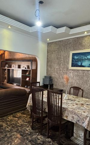 Casa à venda com 220m², 3 quartos e 2 vagas Casa à venda com 220m², 3 quartos e 2 vagasSala - Sala de Jantar
