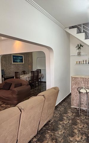 Casa à venda com 220m², 3 quartos e 2 vagas Casa à venda com 220m², 3 quartos e 2 vagasSala - Sala de Jantar