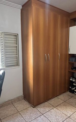 Casa à venda com 220m², 3 quartos e 2 vagas Casa à venda com 220m², 3 quartos e 2 vagasQuarto 2