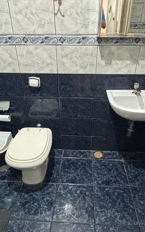 Casa à venda com 220m², 3 quartos e 2 vagas Casa à venda com 220m², 3 quartos e 2 vagasBanheiro da Suíte