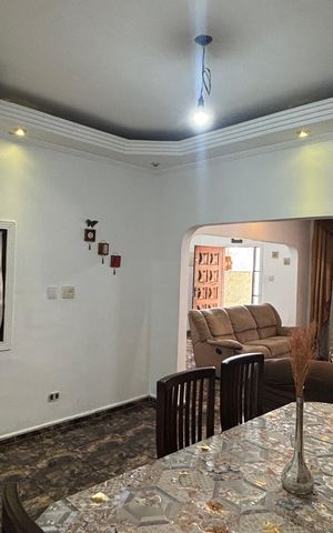Casa à venda com 220m², 3 quartos e 2 vagas Casa à venda com 220m², 3 quartos e 2 vagasSala - Sala de Jantar